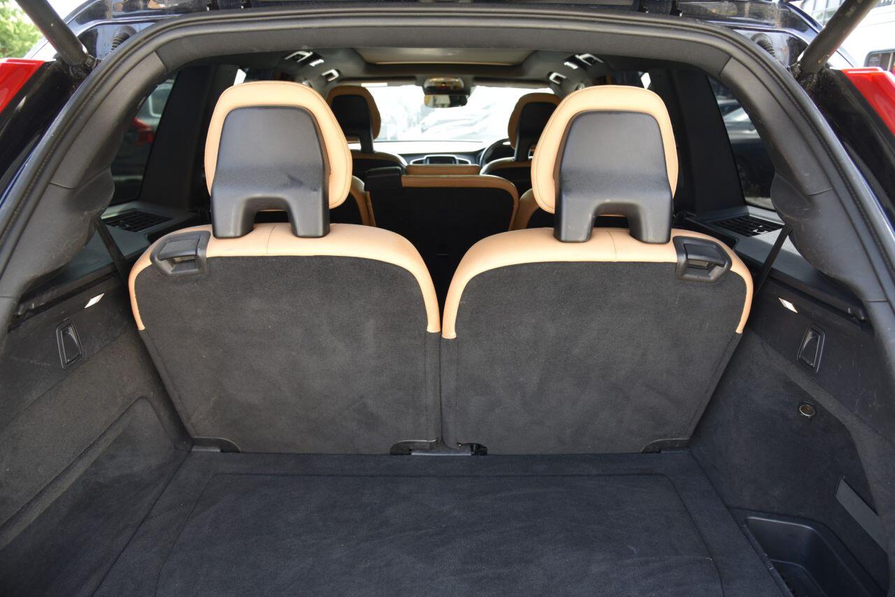 Volvo XC90 view 27