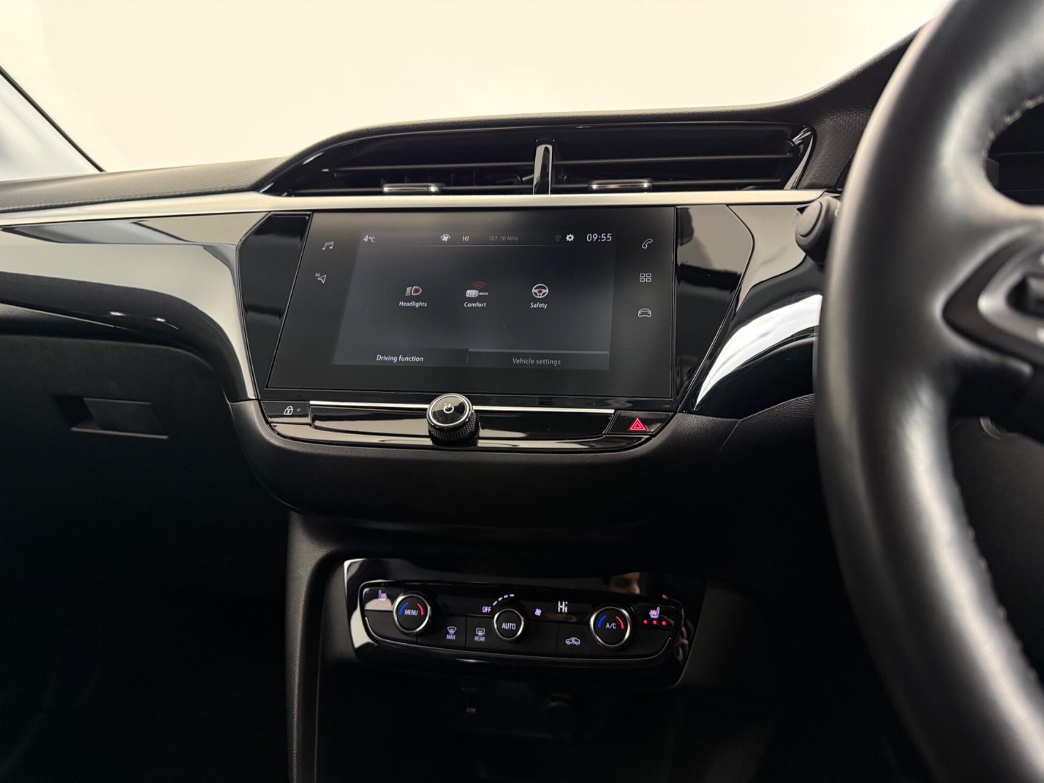 Vauxhall Corsa view 34