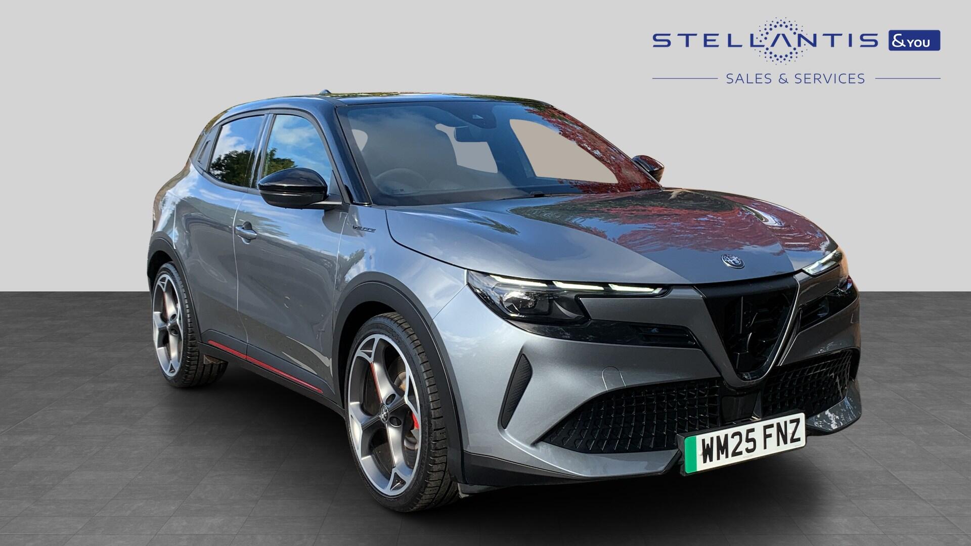2025 Alfa Romeo Junior