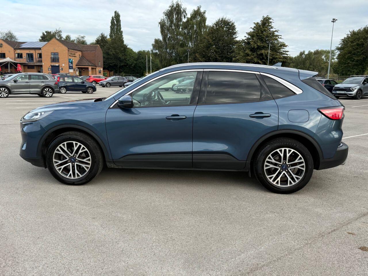 Ford Kuga view 24