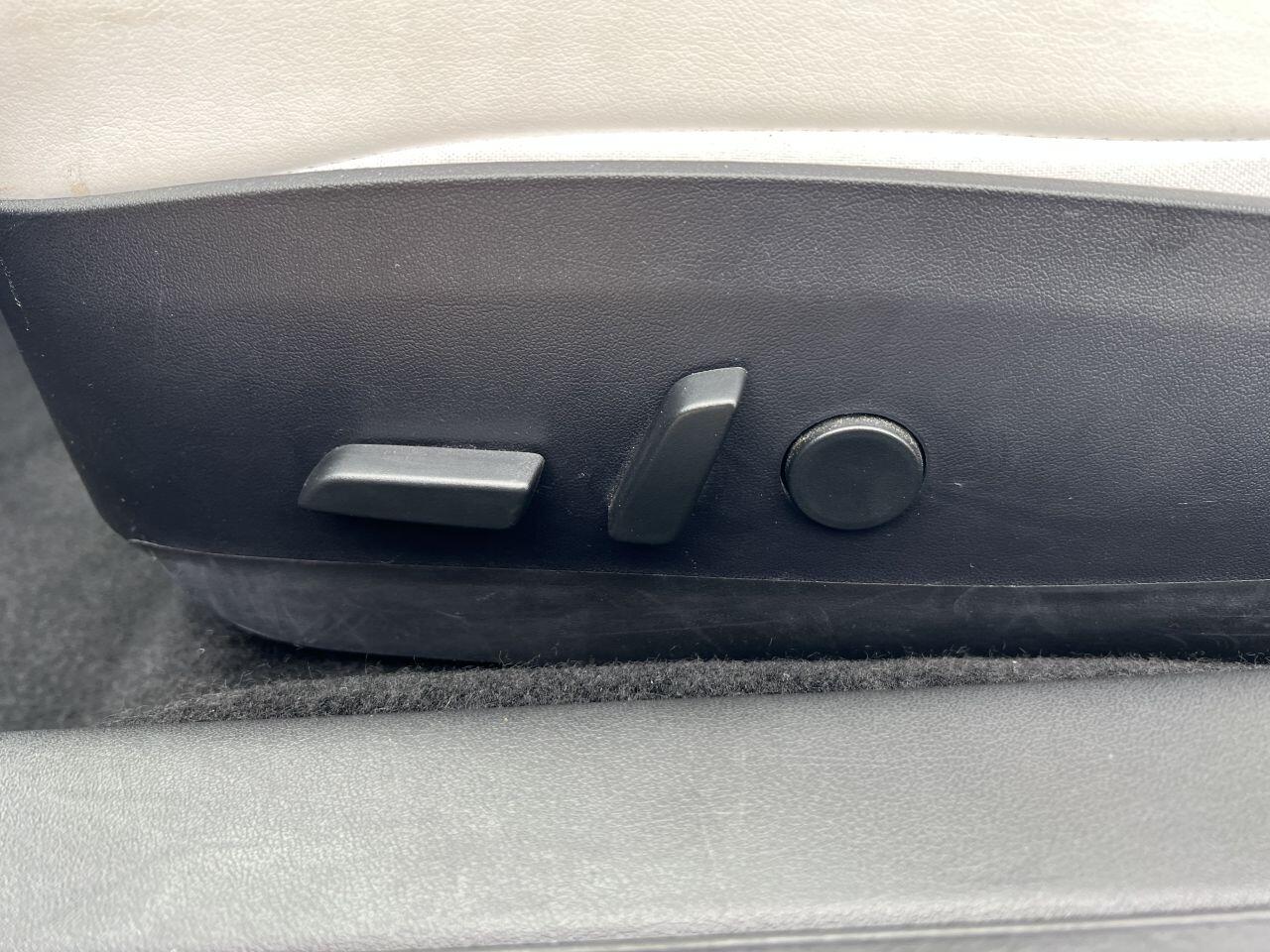 Tesla Model 3 view 28