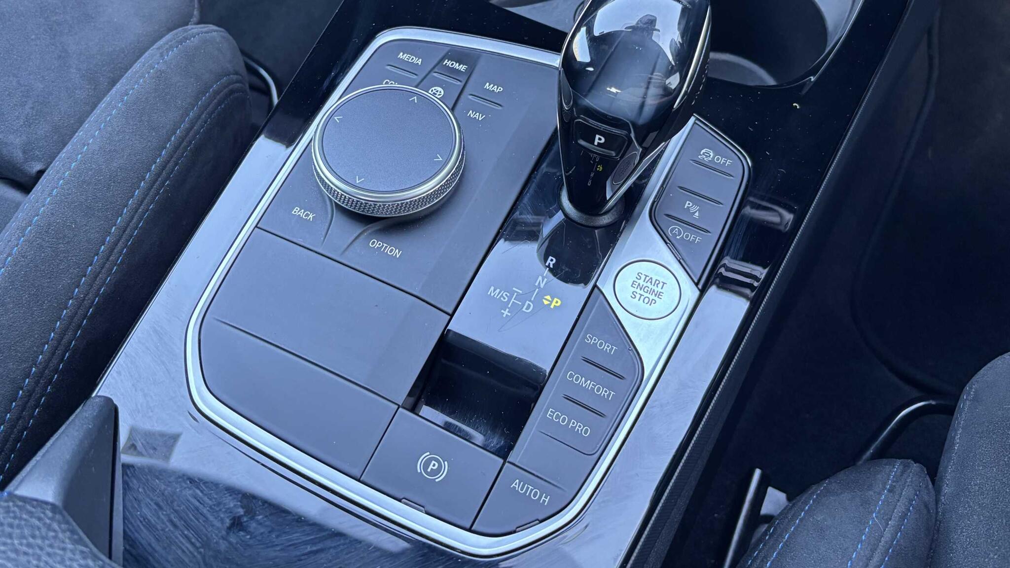 BMW 2 Series view 14