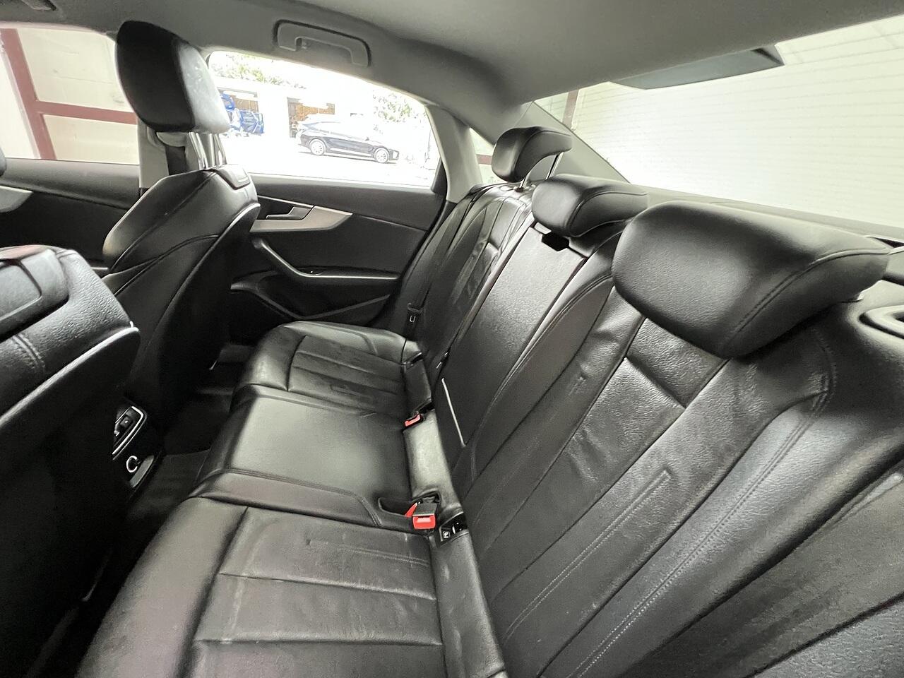 Audi A4 view 17