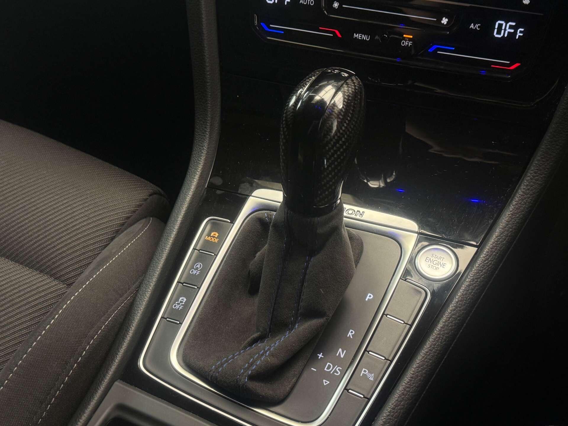 Volkswagen Golf view 33