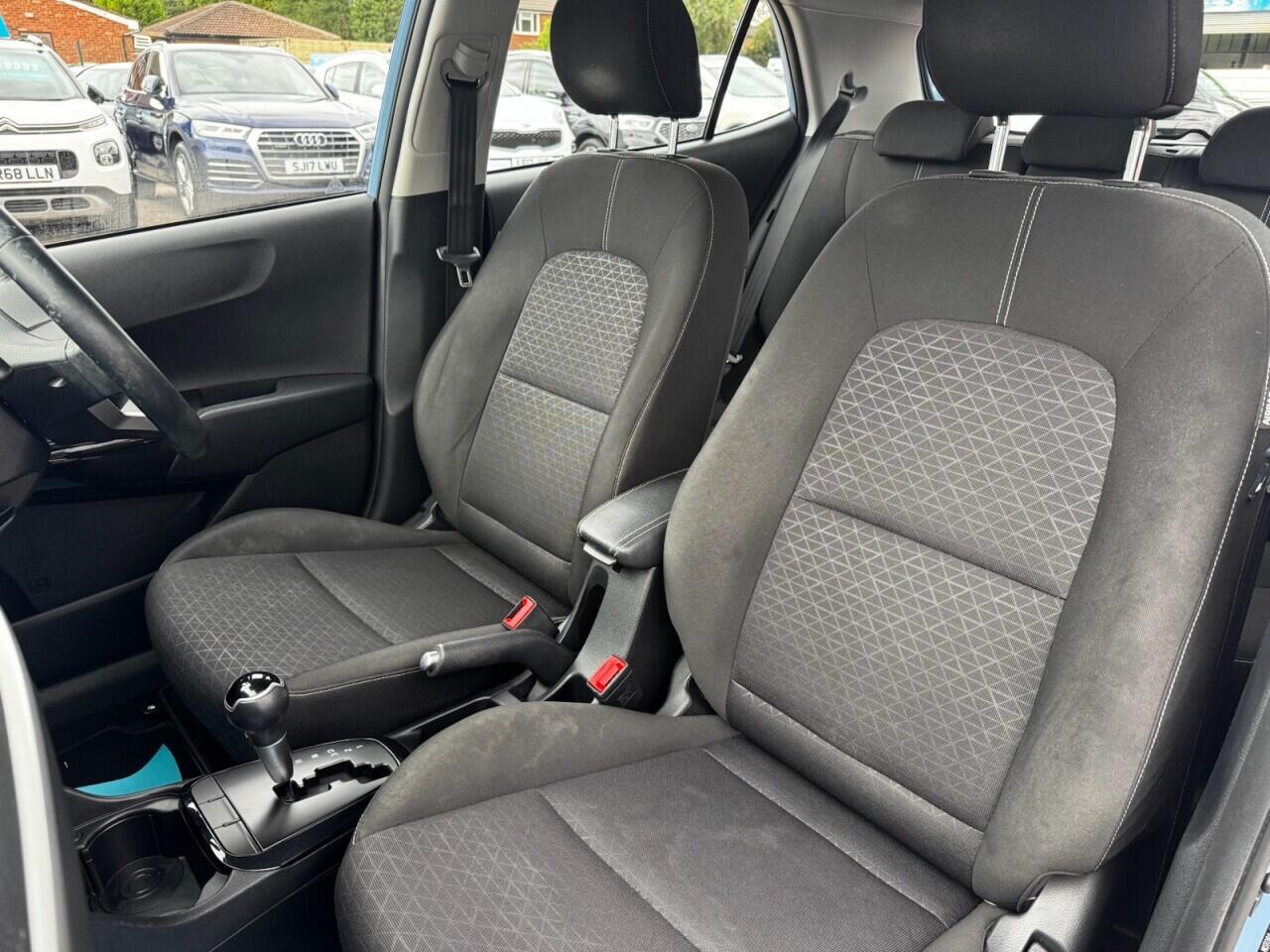 Kia Picanto view 18
