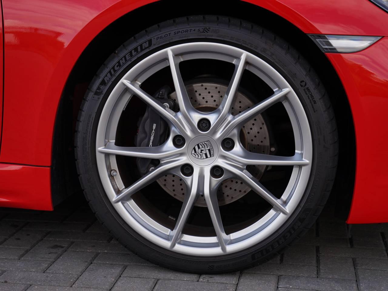 Porsche Boxster view 51