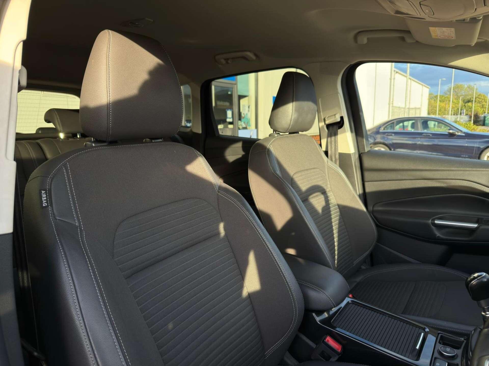 Ford Kuga view 22
