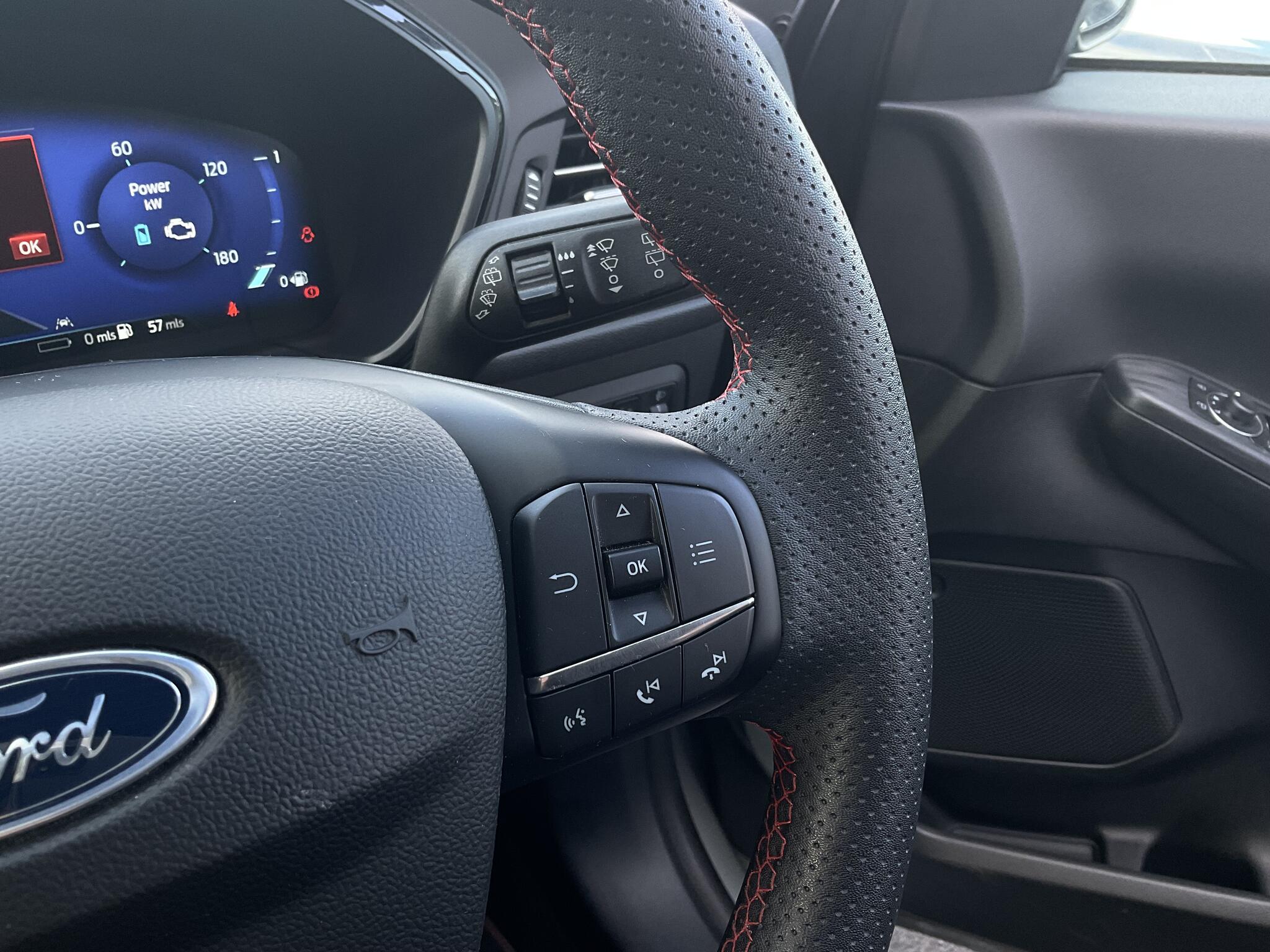 Ford Kuga view 21