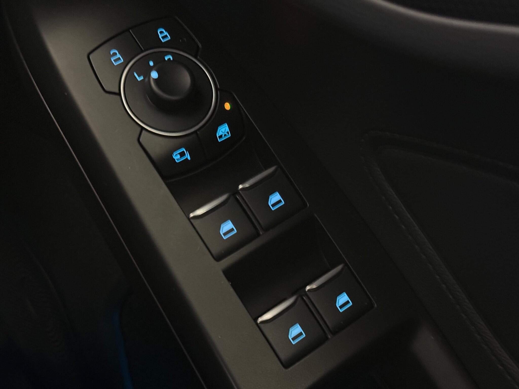 Ford Focus view 25