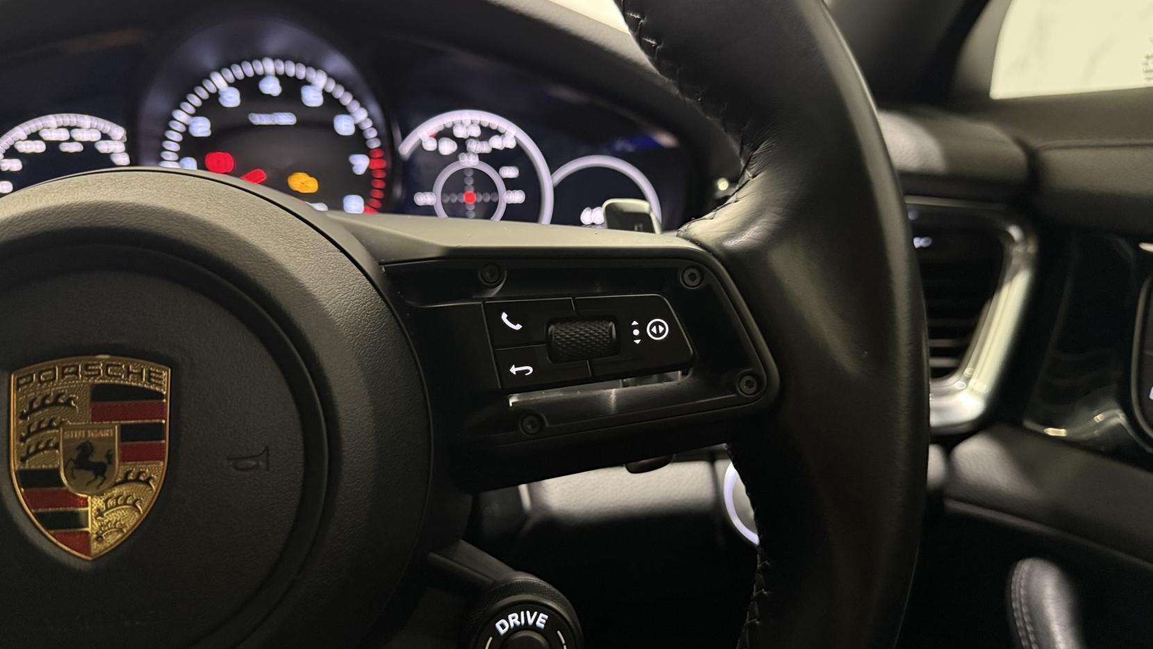 Porsche Panamera view 18