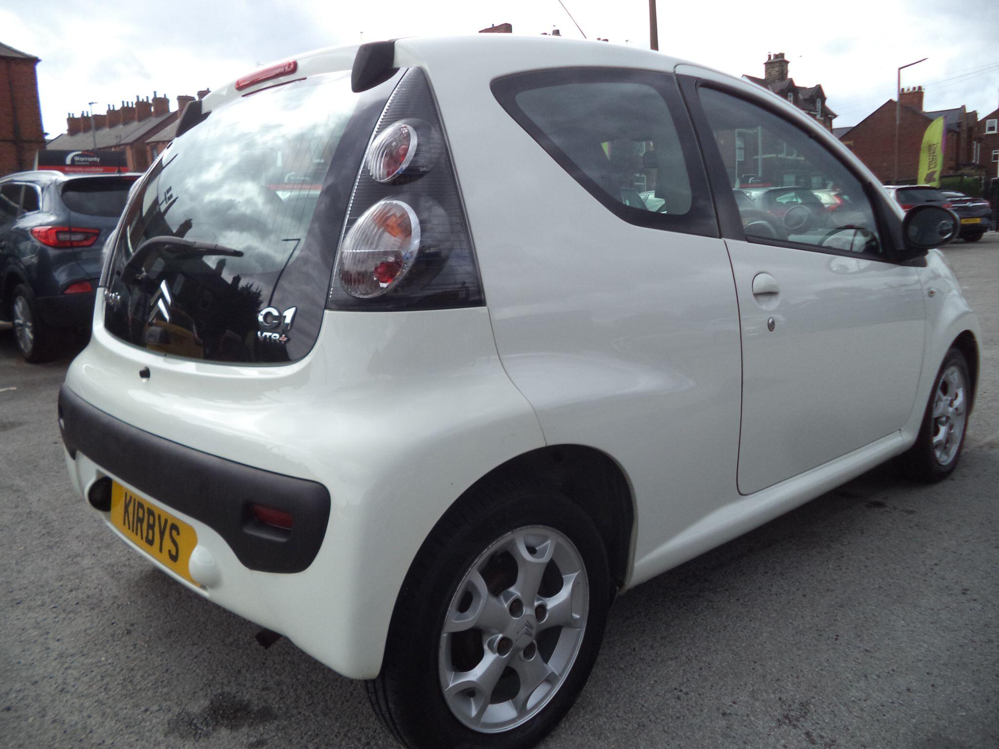 Citroen C1 view 16