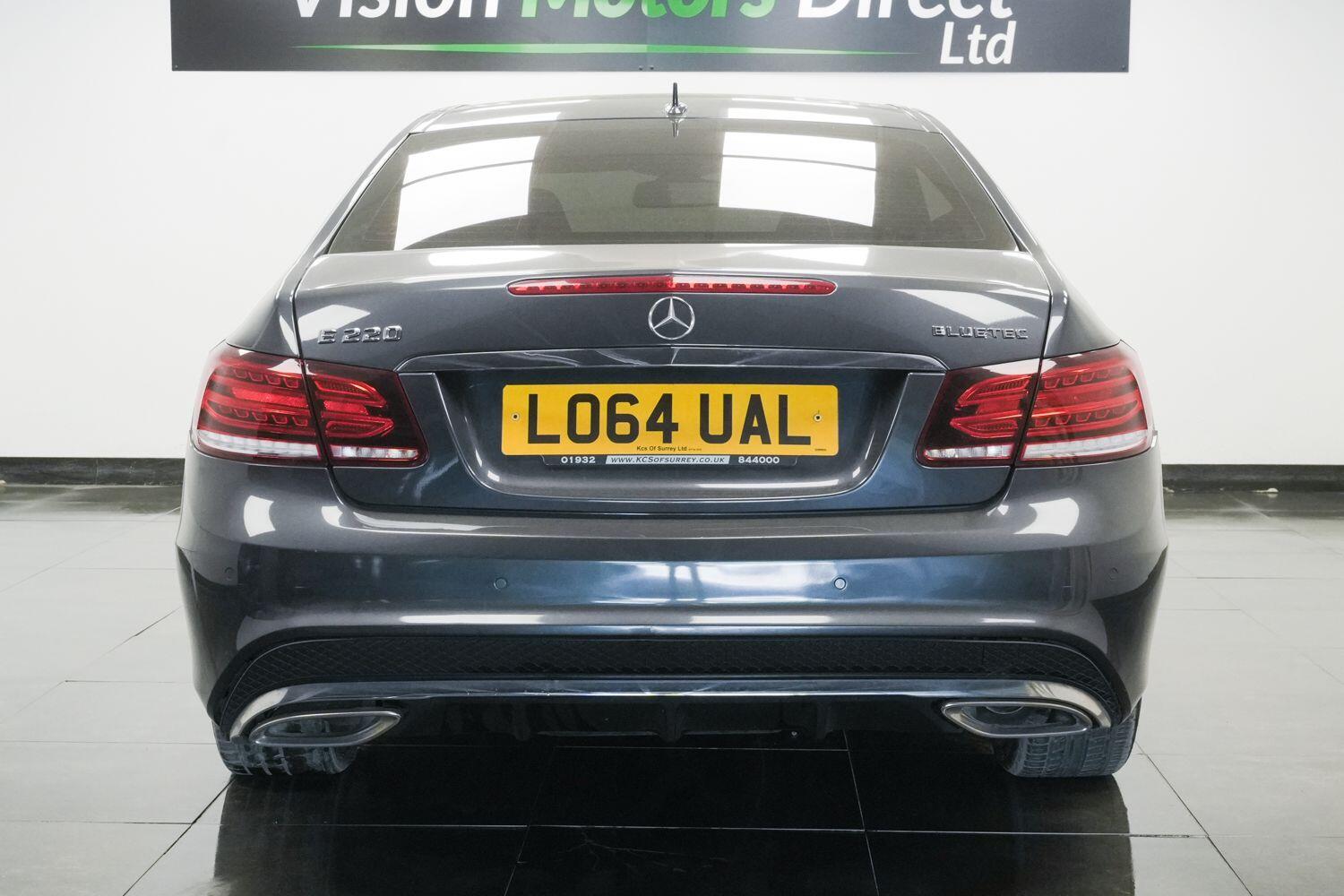 Mercedes-Benz E Class view 3