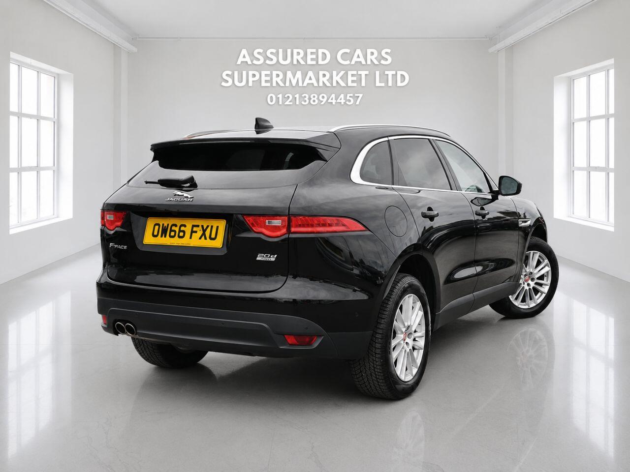 Jaguar F-Pace view 13