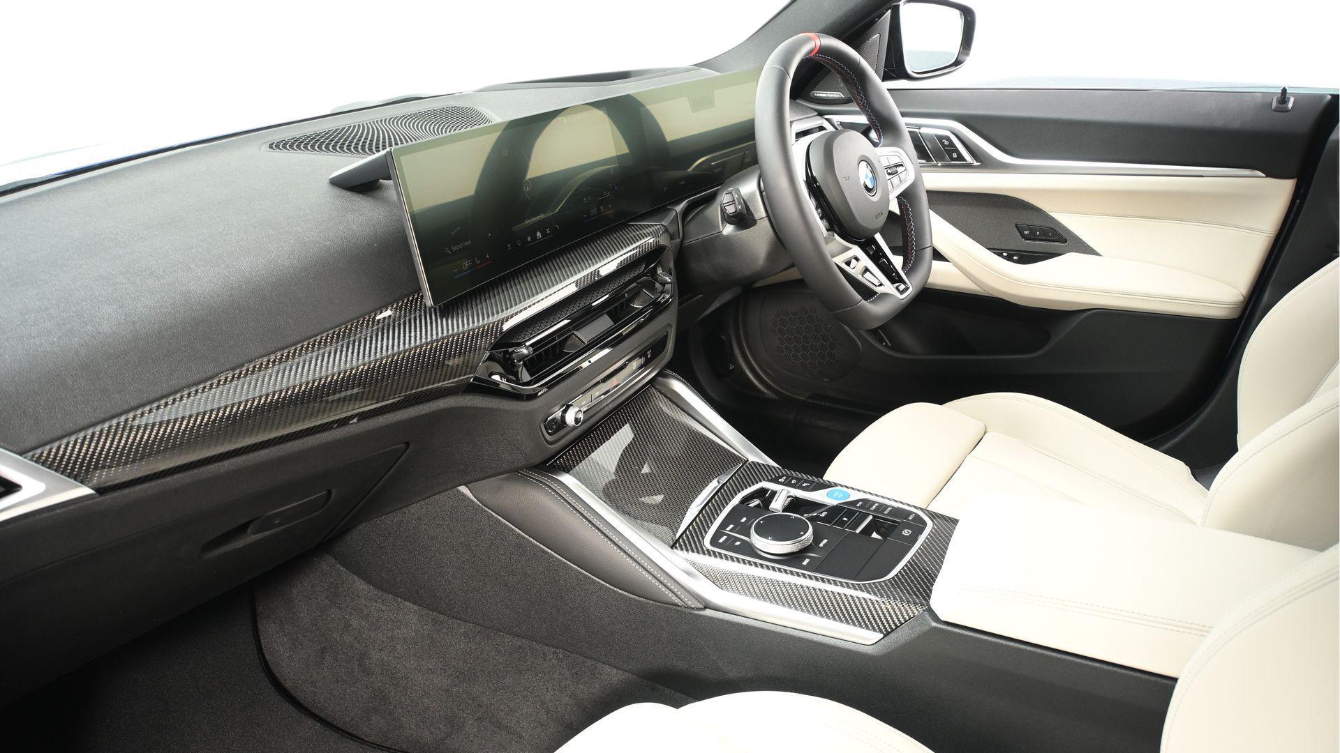 BMW i4 view 17