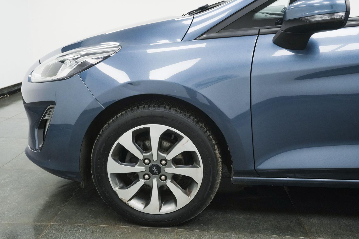 Ford Fiesta view 5