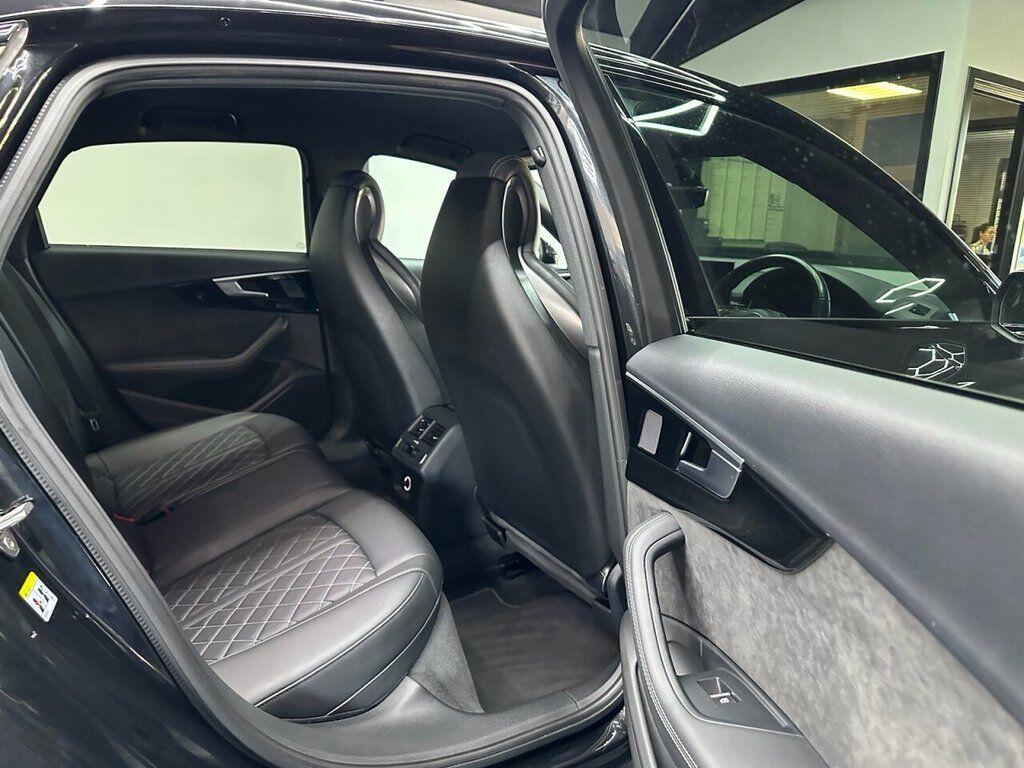 Audi S4 view 5