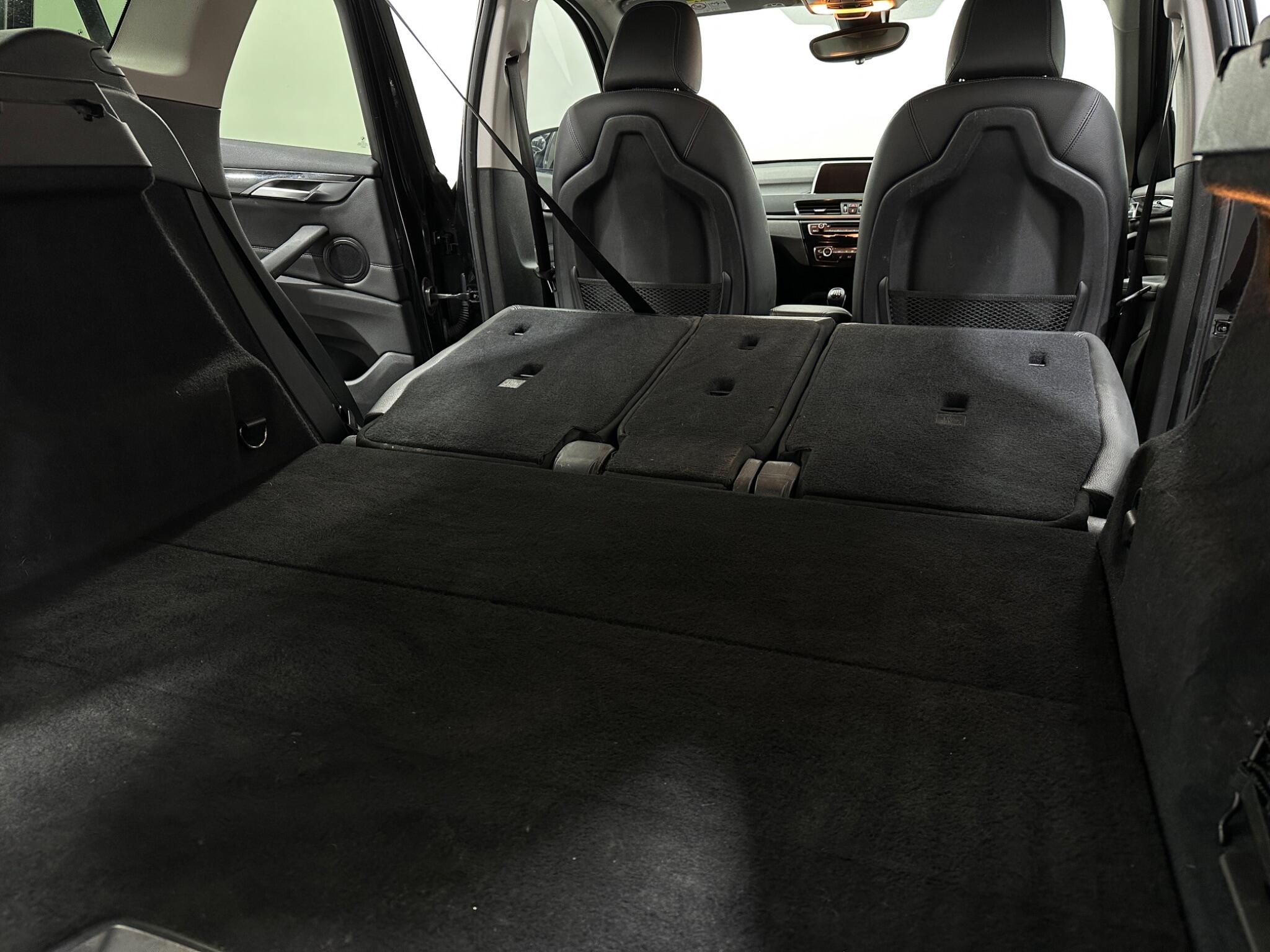 BMW X1 view 45