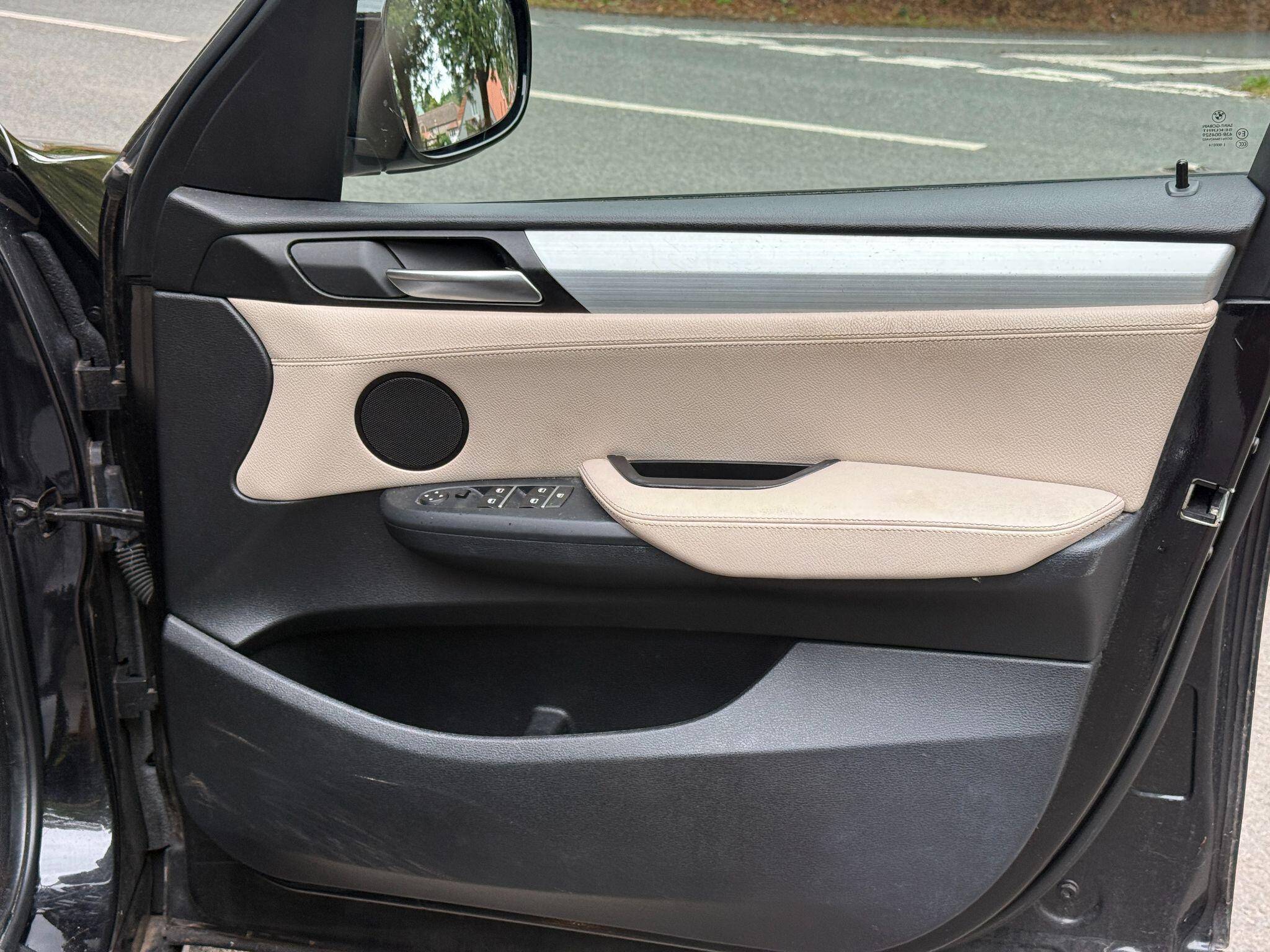 BMW X3 view 30