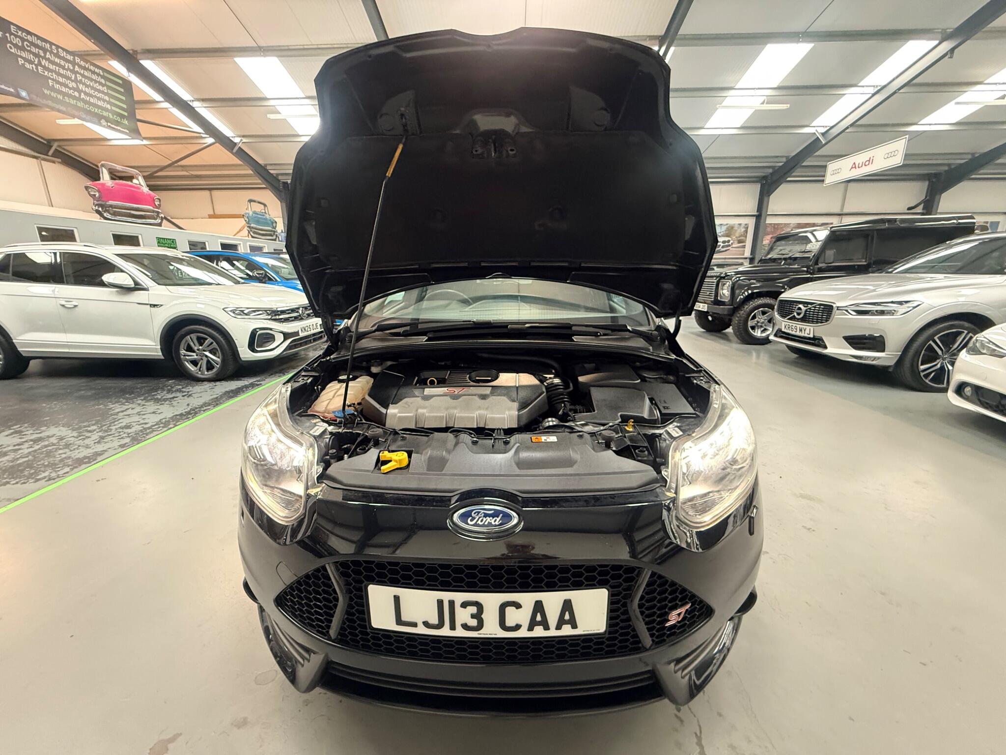 Ford Focus view 30