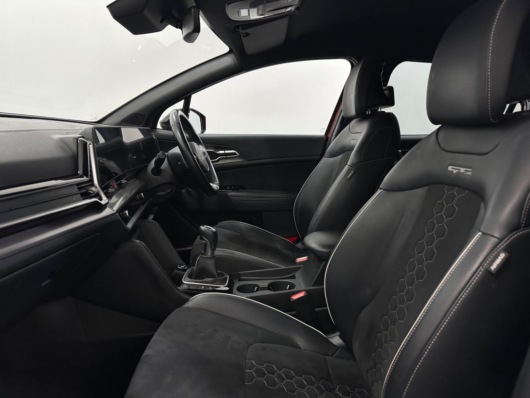 Kia Sportage view 34