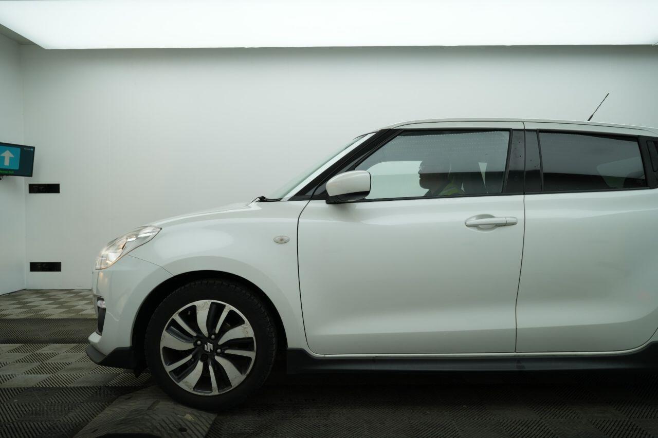 Suzuki Swift view 4