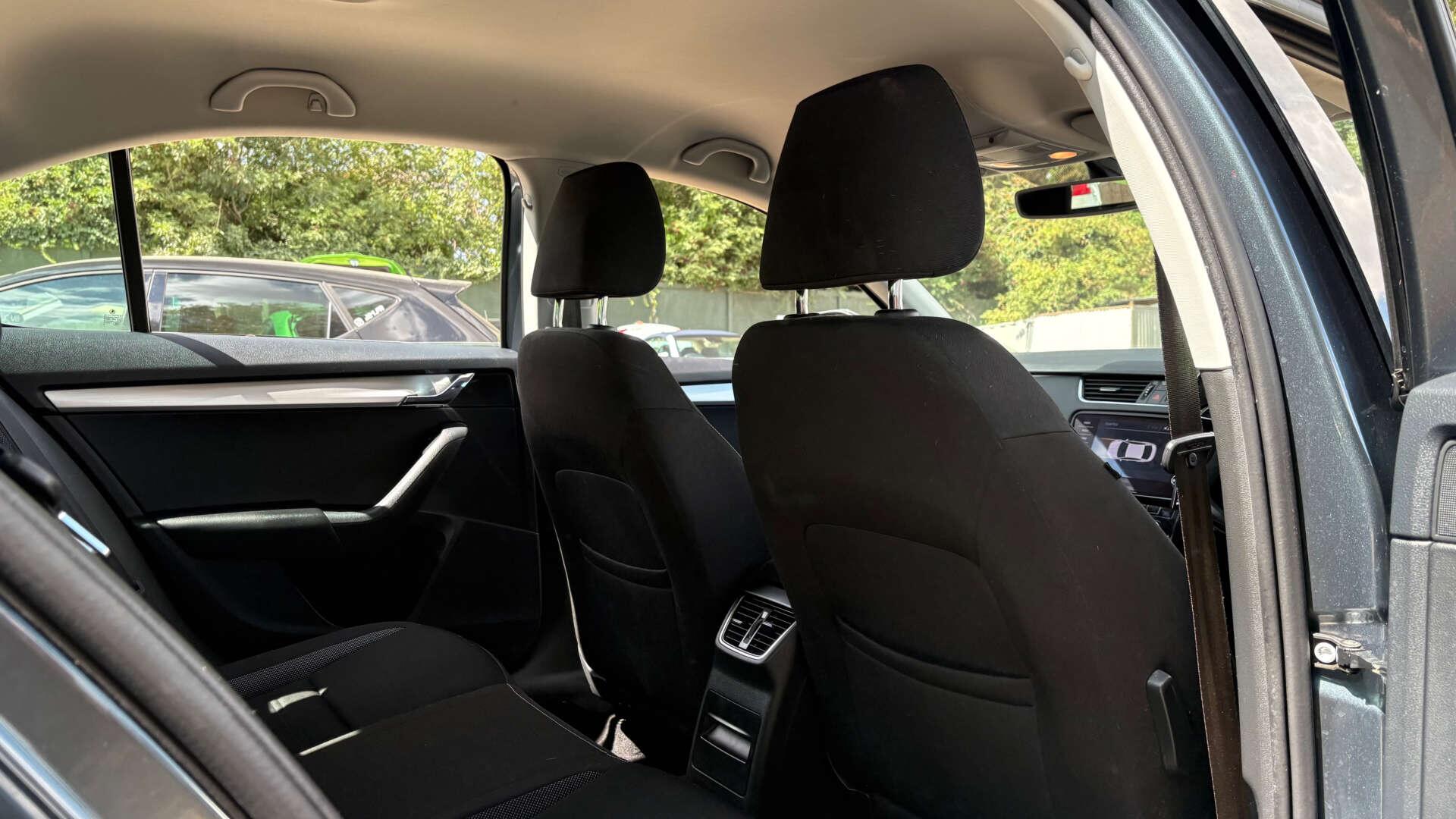 Skoda Octavia view 9
