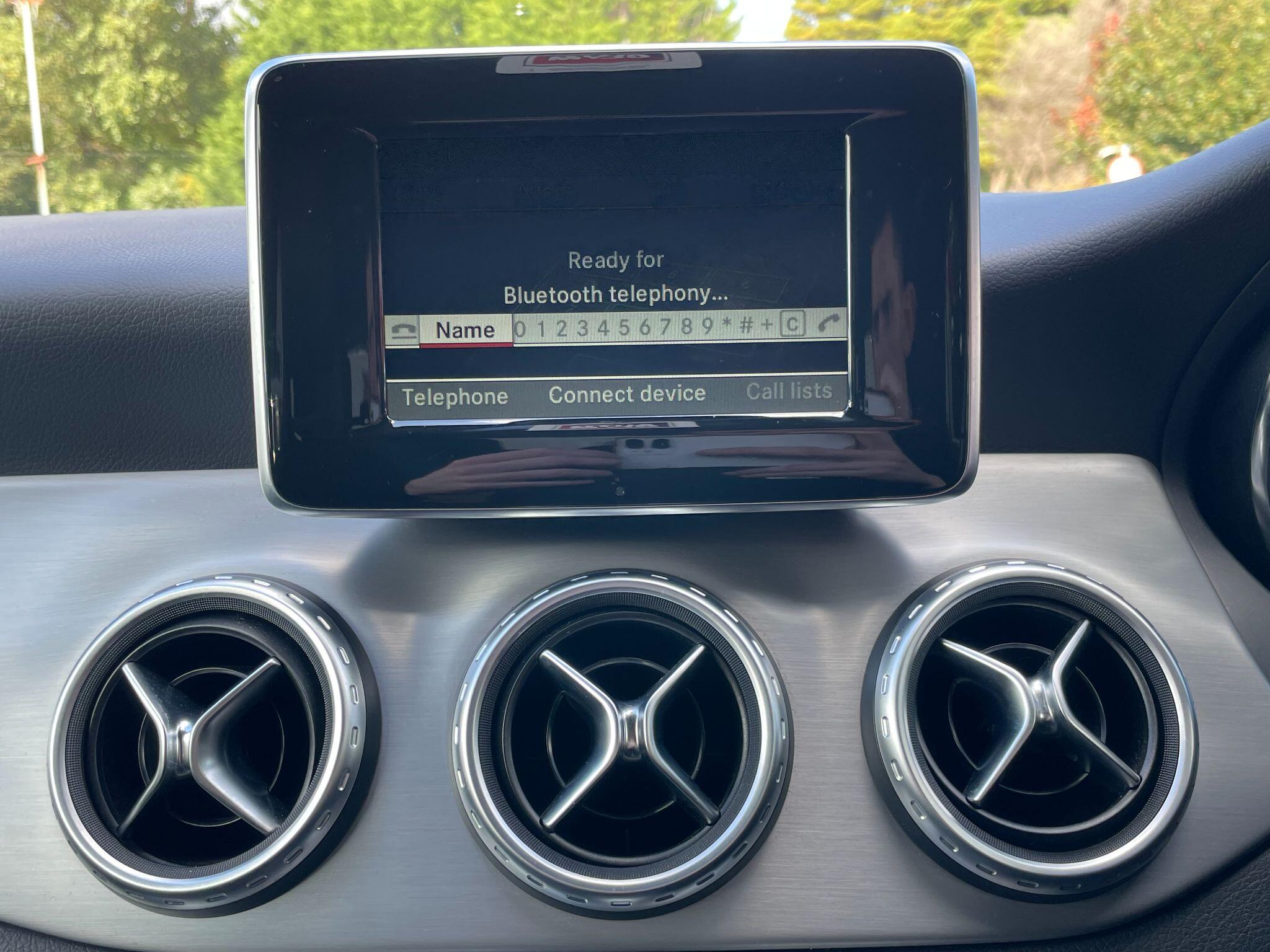 Mercedes-Benz Gla view 27