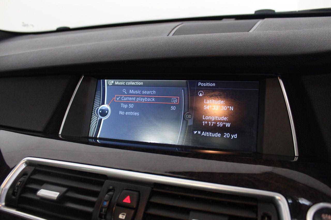BMW 5 Series view 38
