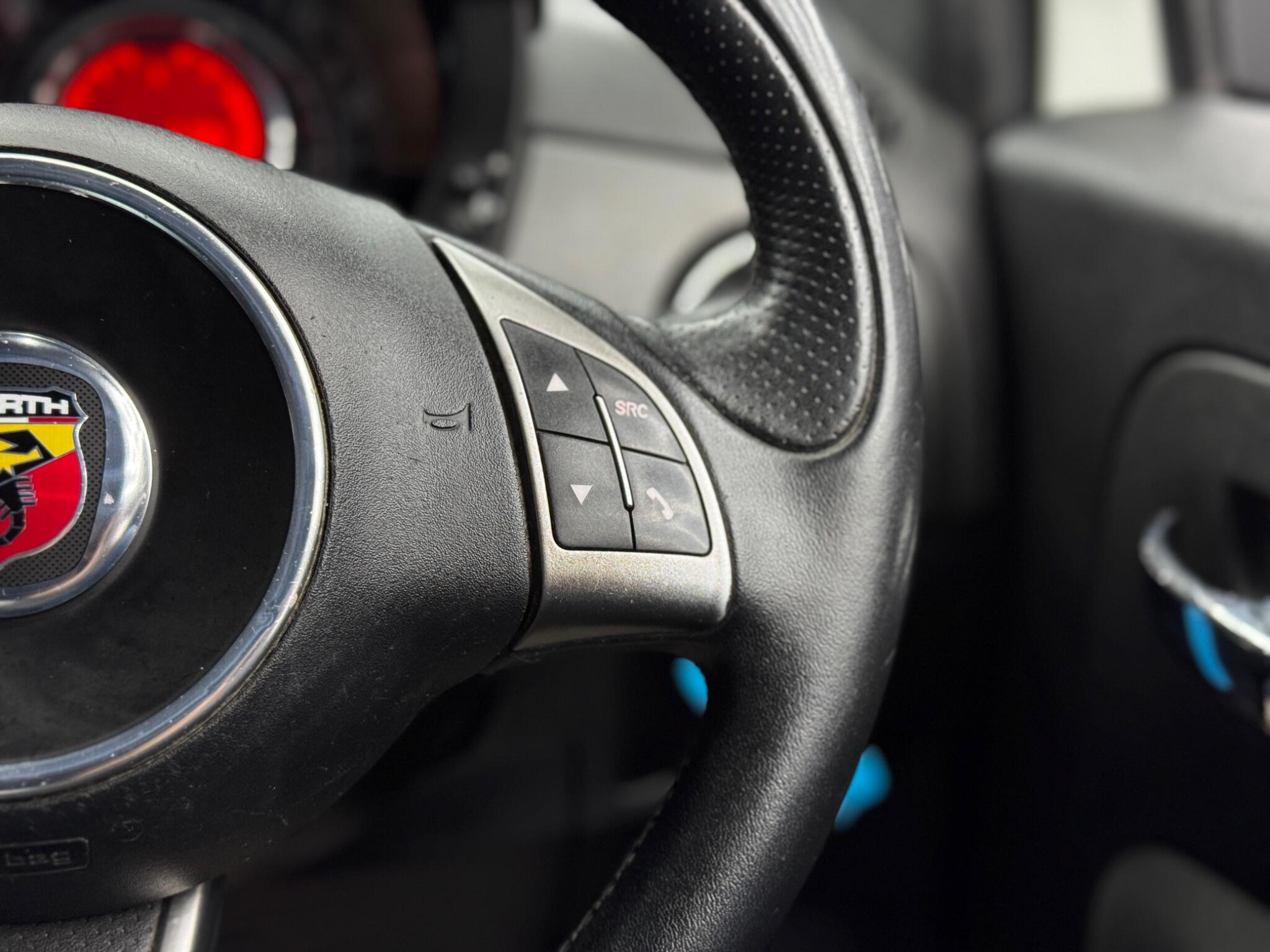 Abarth 595 view 18