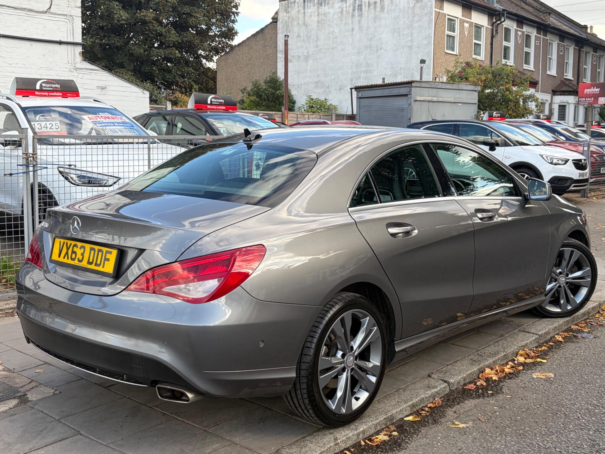 Mercedes-Benz Cla view 3