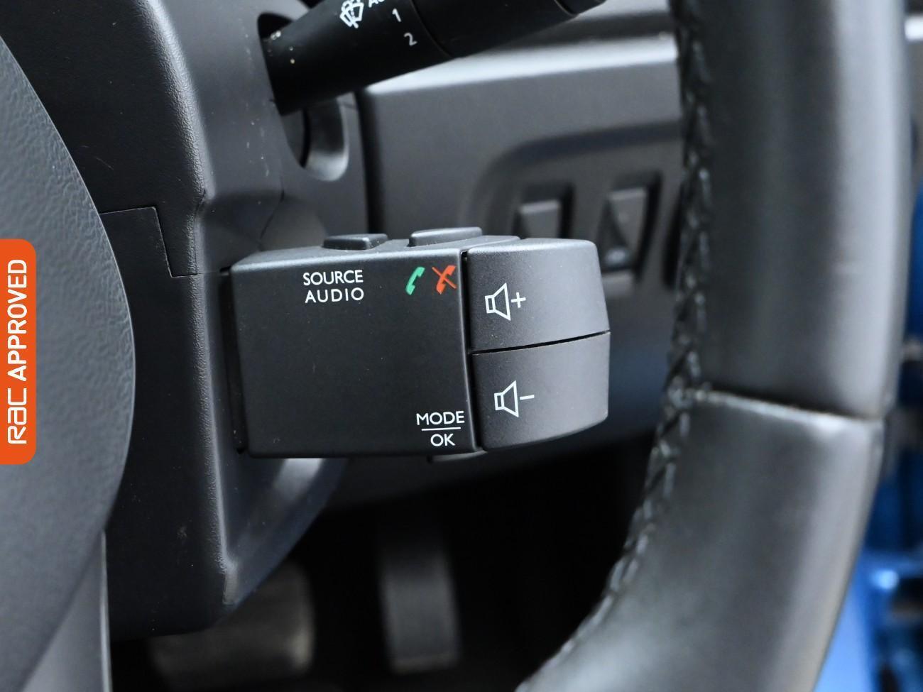 Renault Captur view 21