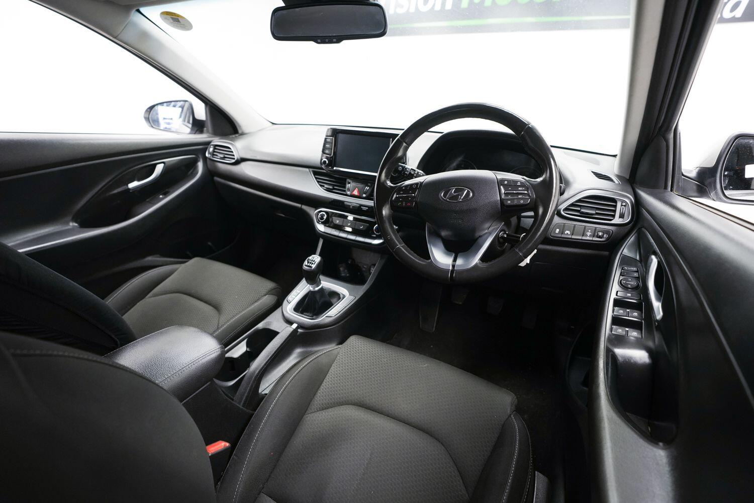 Hyundai I30 view 8