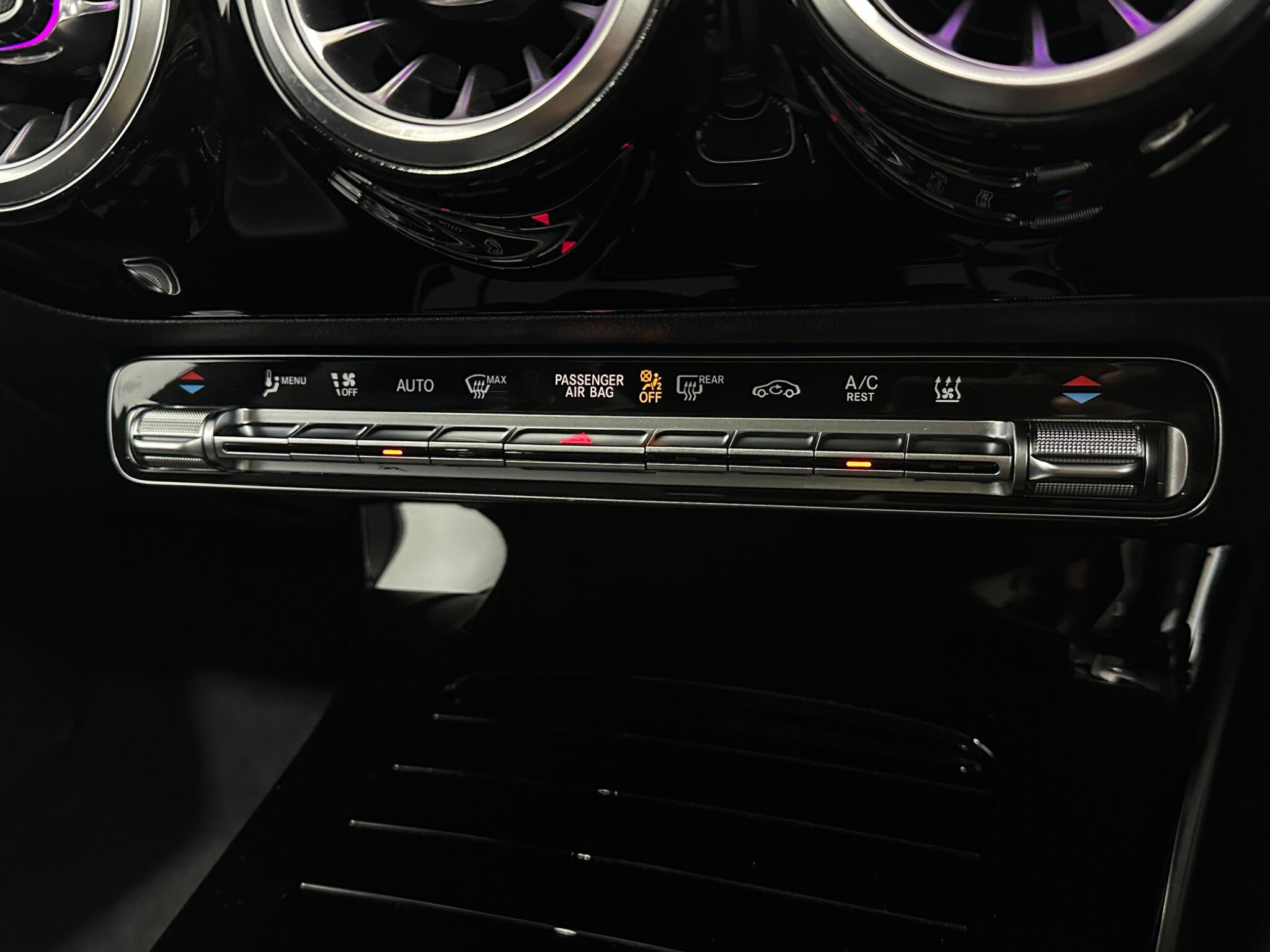 Mercedes-Benz Cla view 23