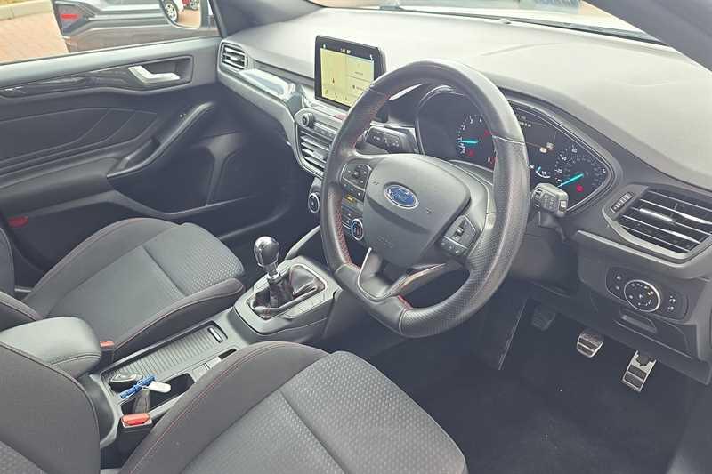 Ford Focus view 10