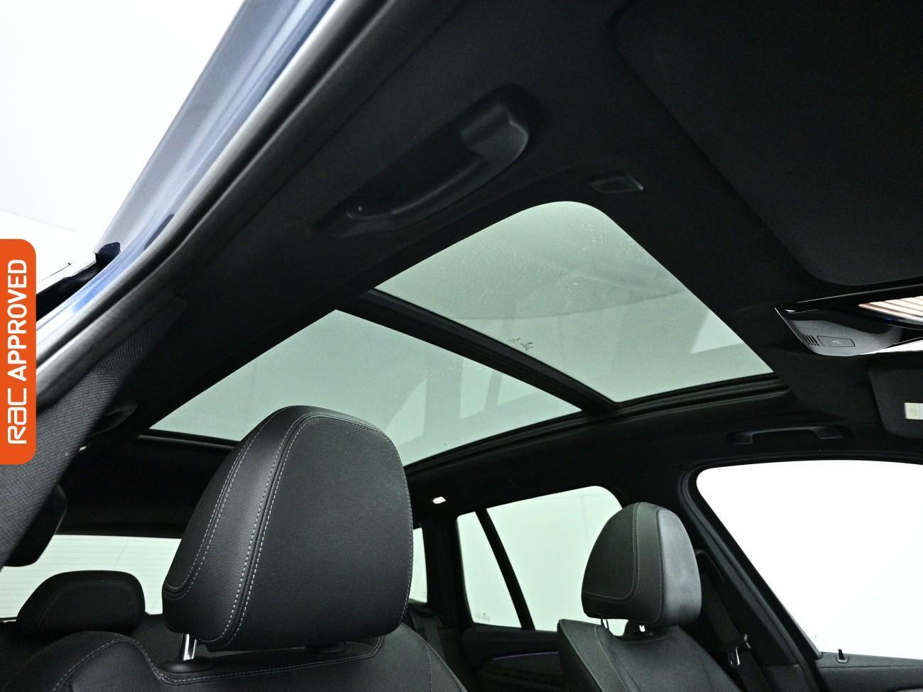 BMW X3 view 3