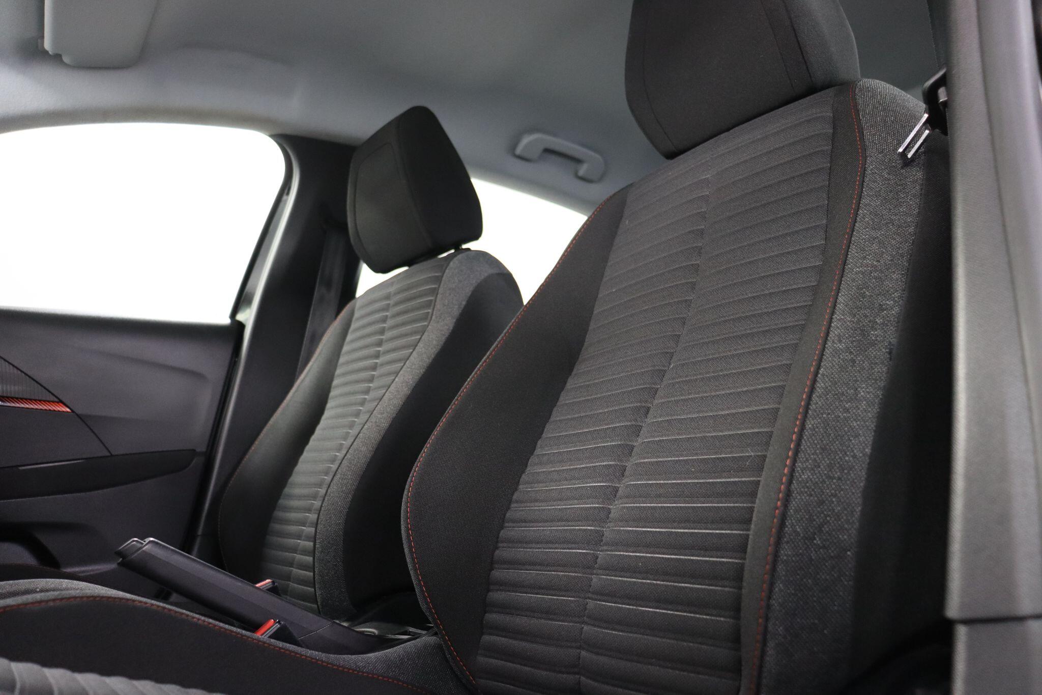 Peugeot 208 view 55