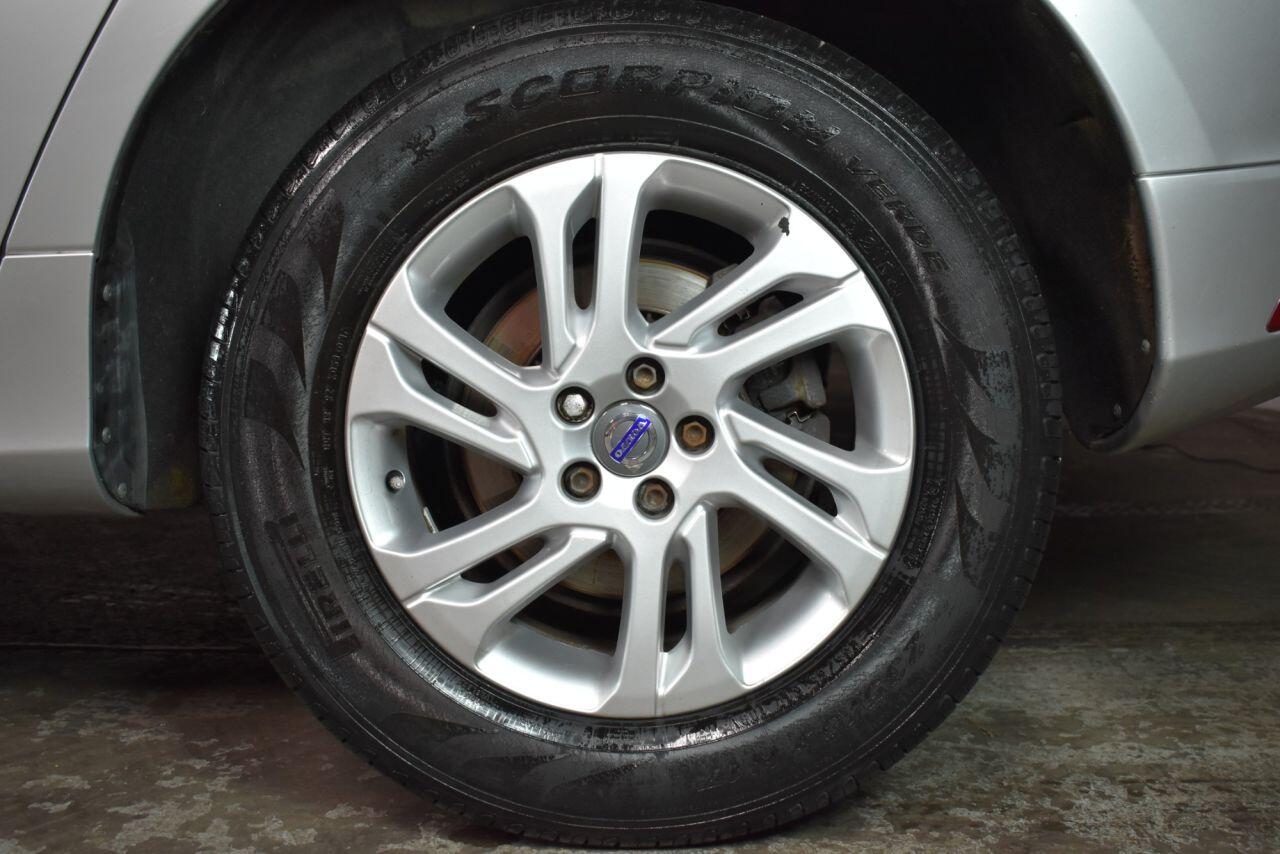 Volvo XC60 view 34