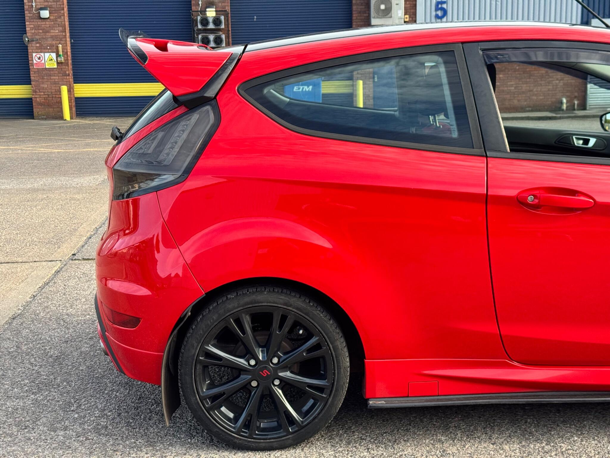 Ford Fiesta view 36