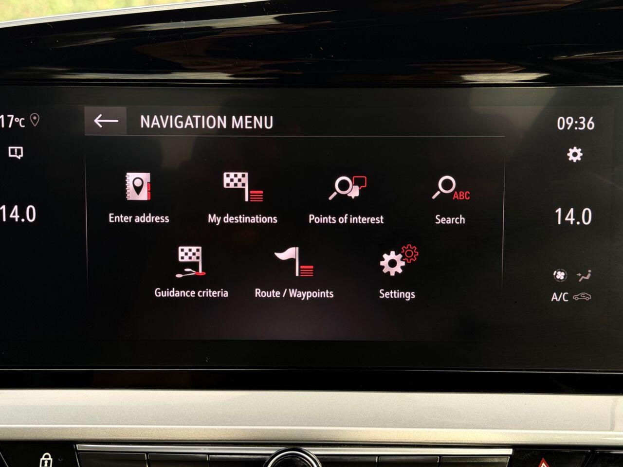 Vauxhall Mokka Electric view 43