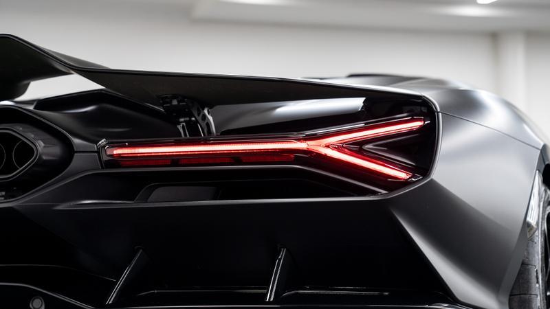 Lamborghini Revuelto view 16