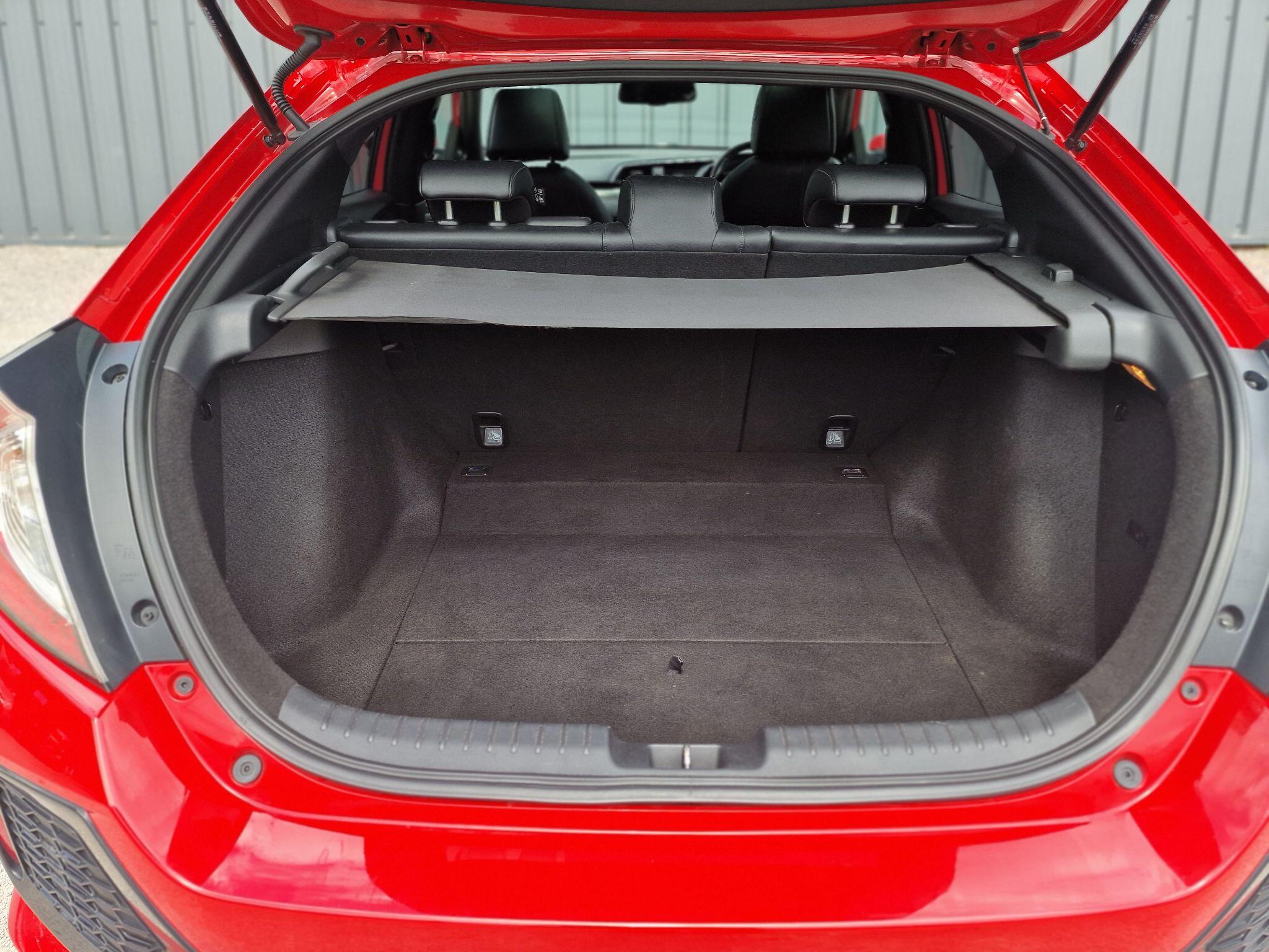 2019 Honda Civic image 40