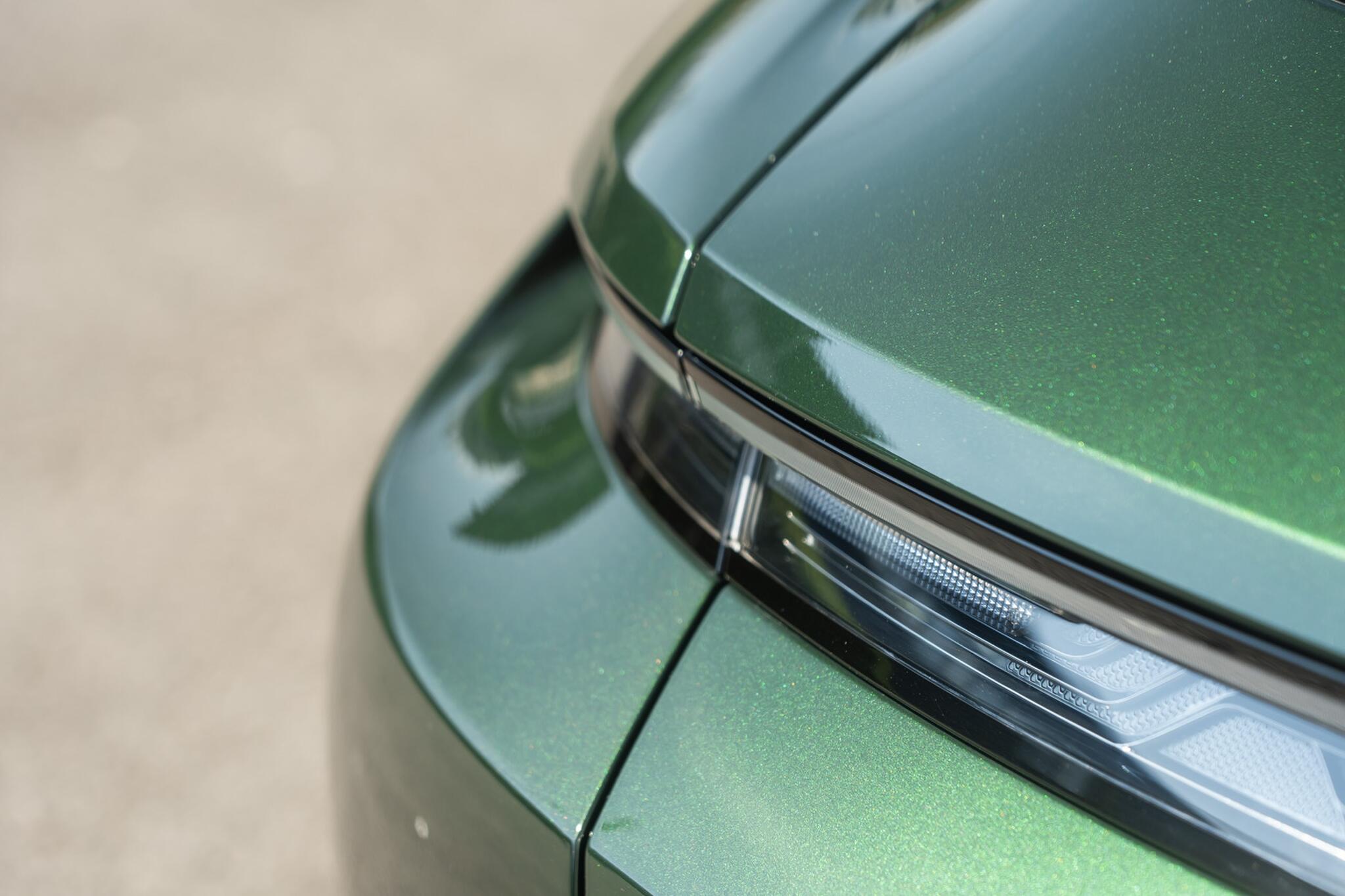 Porsche Taycan view 25