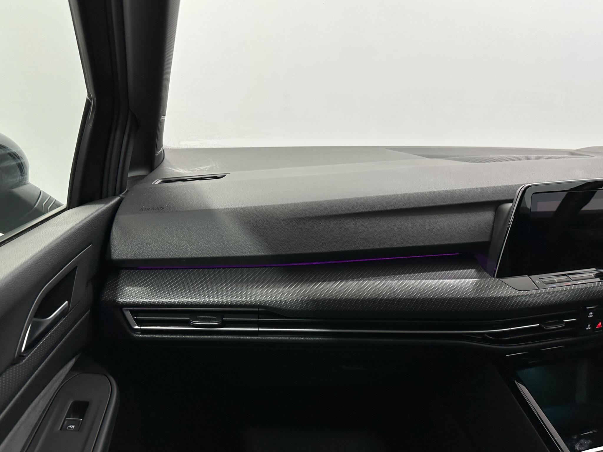 Volkswagen Golf view 27