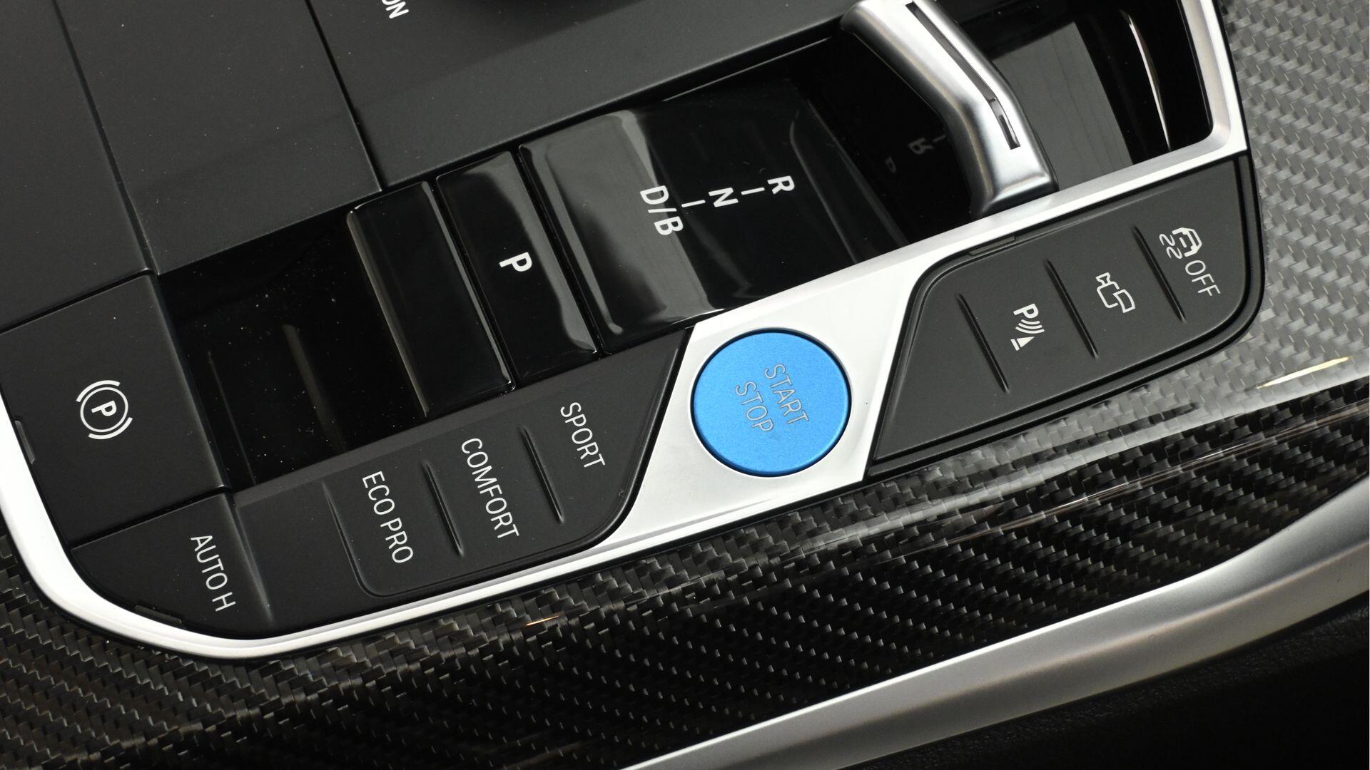 BMW i4 view 19