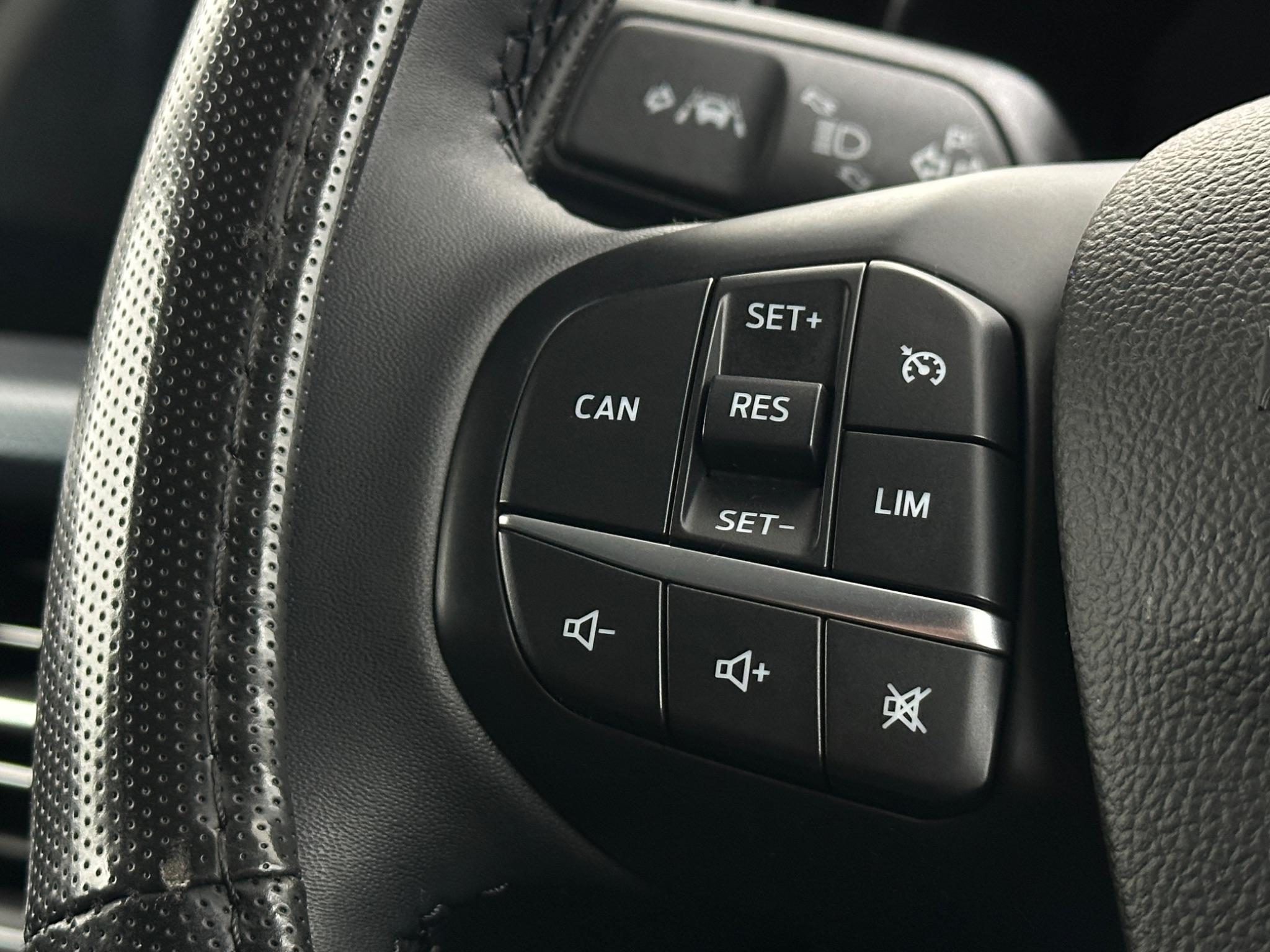Ford Focus view 15