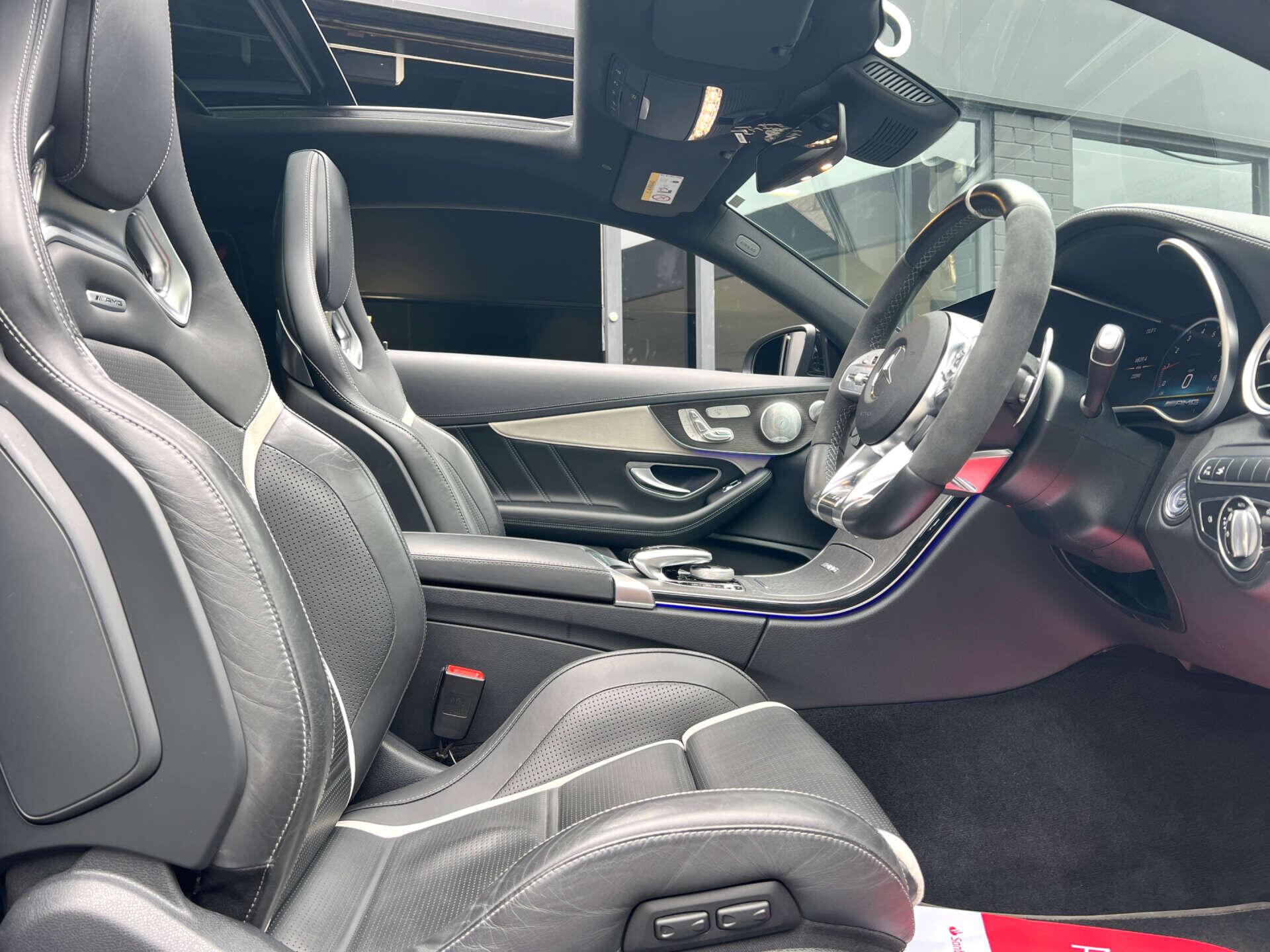 Mercedes-Benz C Class view 2
