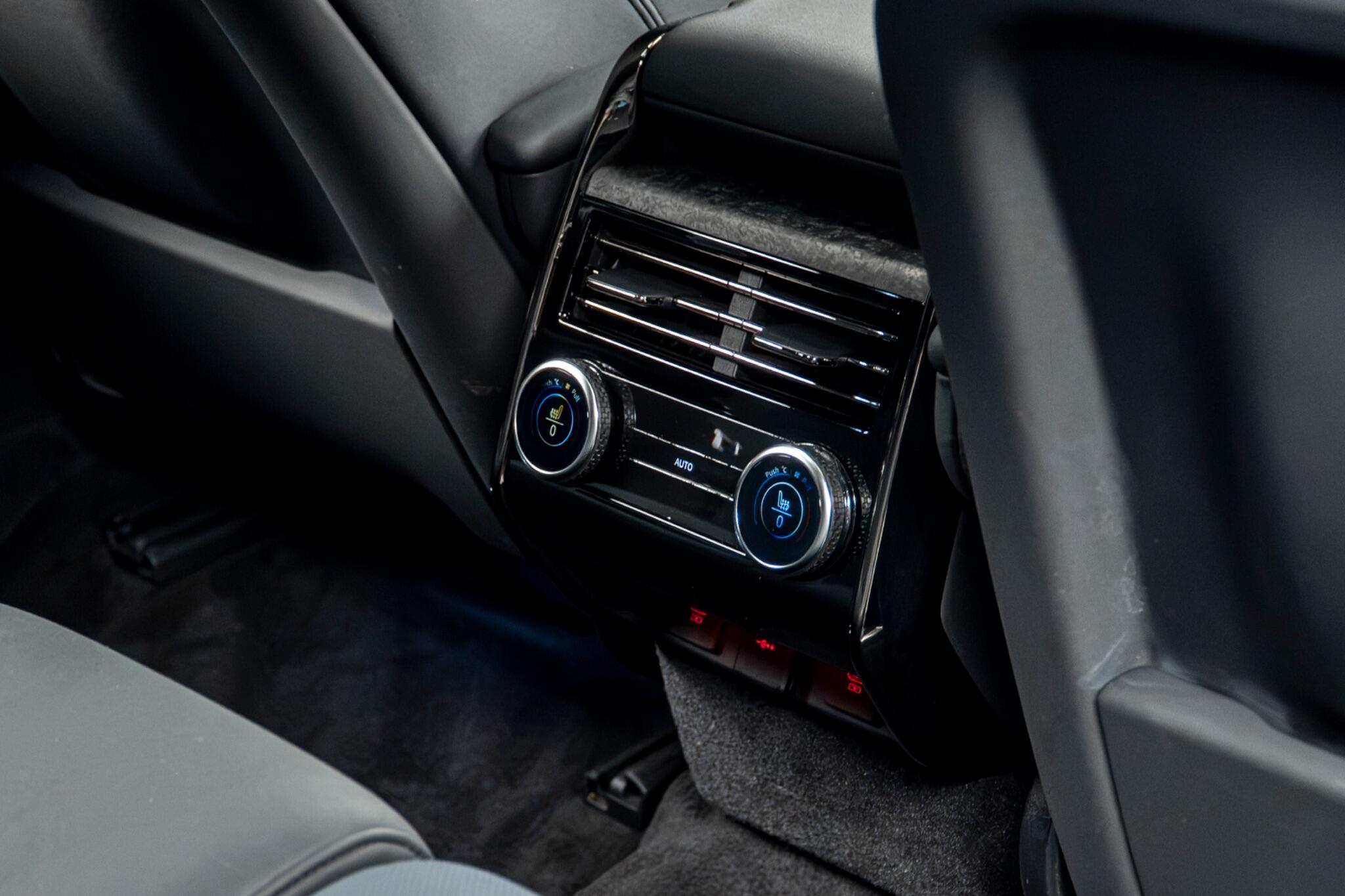 Land Rover Range Rover Sport view 45