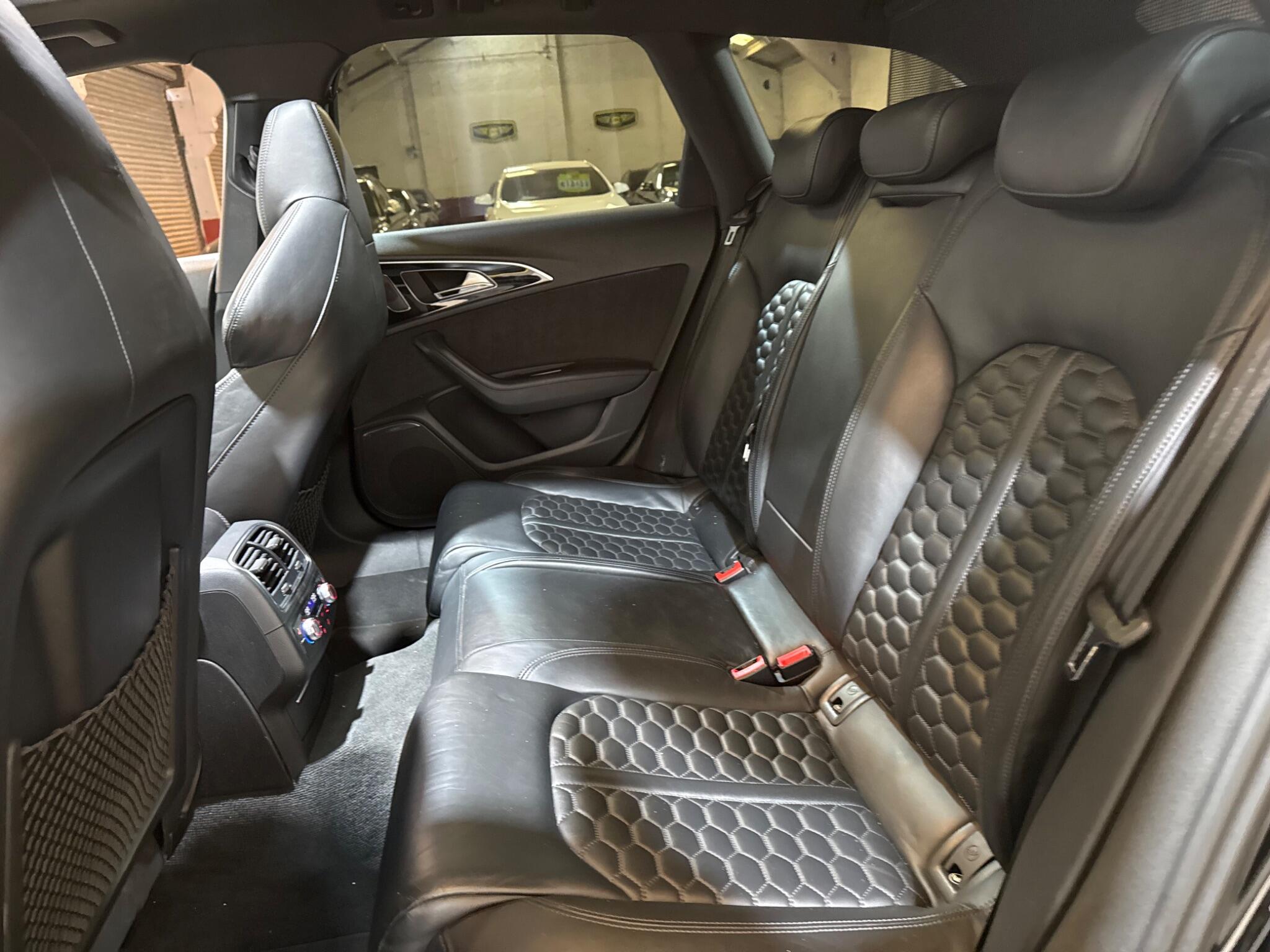 Audi RS6 view 26