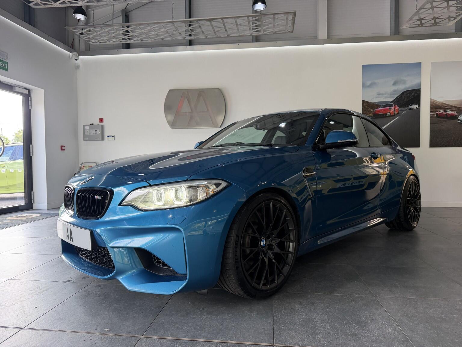 BMW M2 view 7