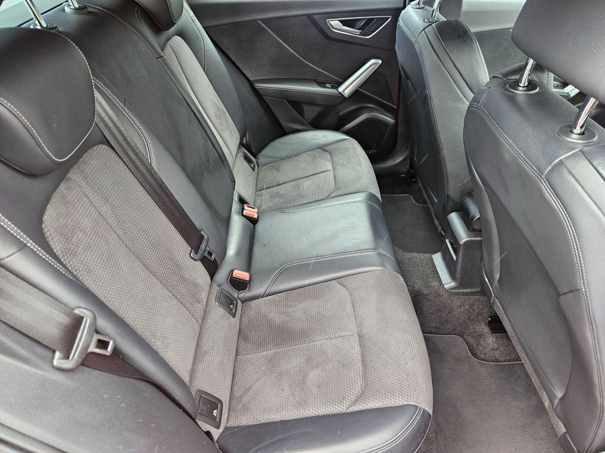 2019 Audi SQ2 image 46